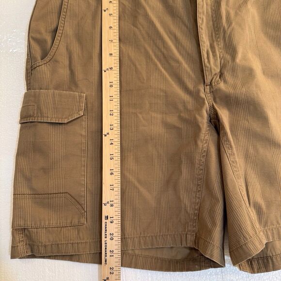 Orvis Trout Bum Shorts S42 Tan Plaid Outdoor Cargo pocket Hiking fishing Camping - Picture 5 of 11